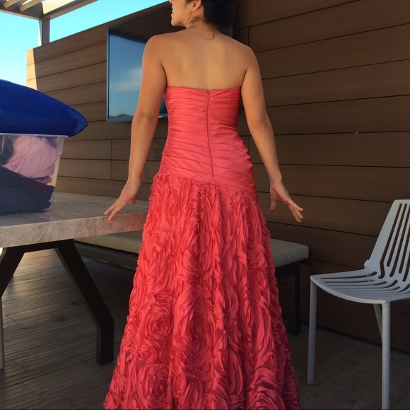 Strapless Izzy Prom Dress - Picture 2 of 4
